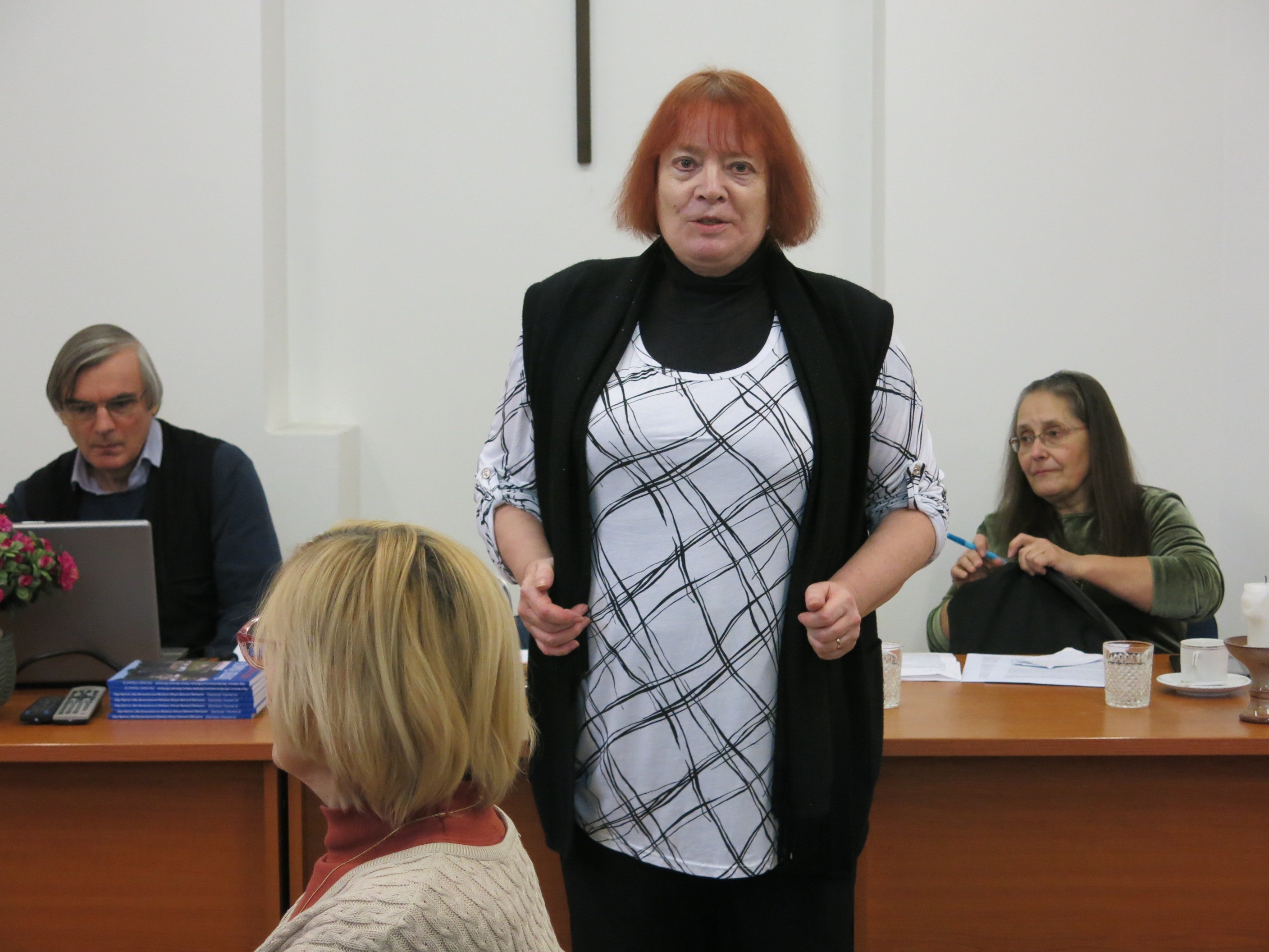 01 O.Nytrová přivítala publikum