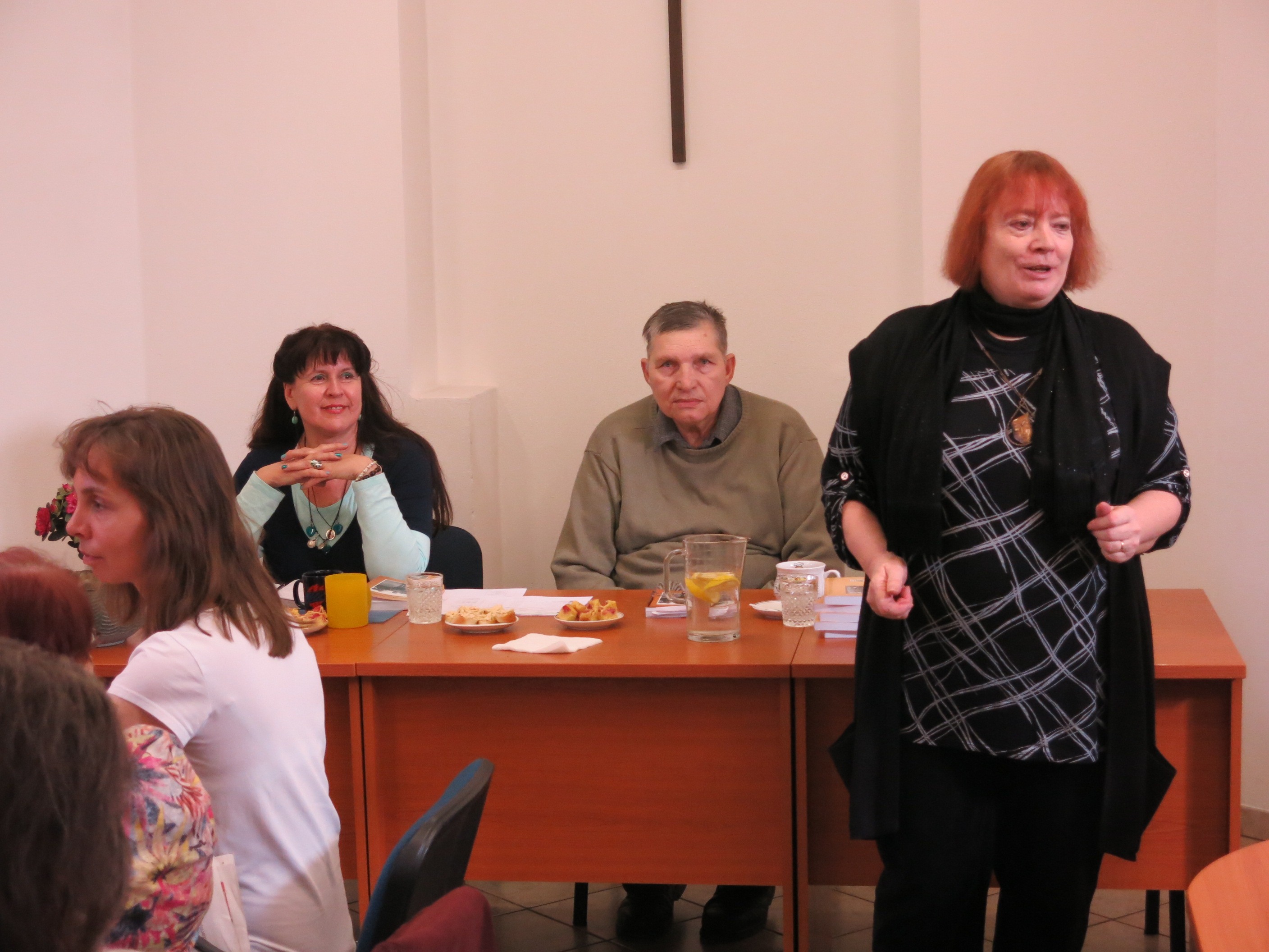 02 O. Nytrová představila M. Hlasivcovou a J. Marunu