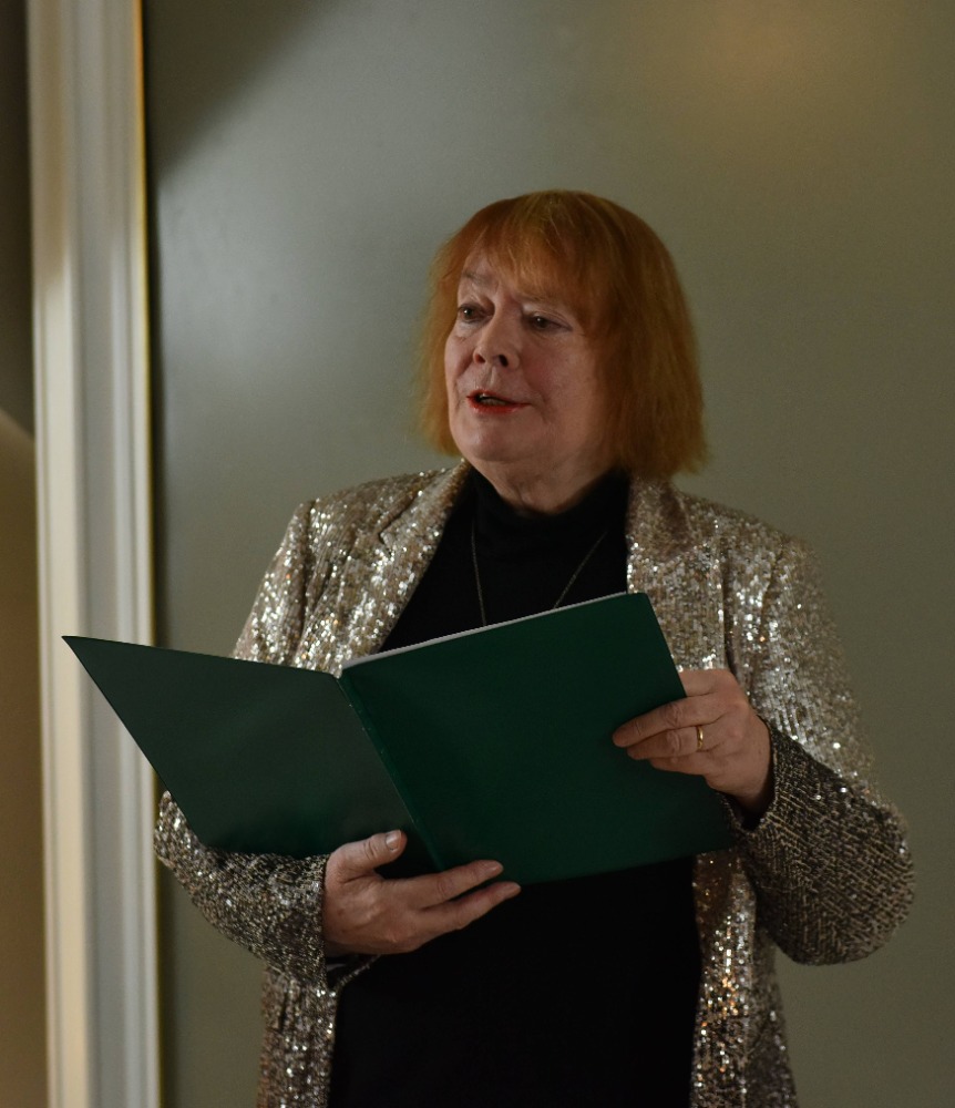 Olga Nytrová uvádí večer Dialogu