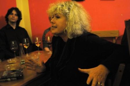 S. Štroblová připravila úryvky ze dvou knih