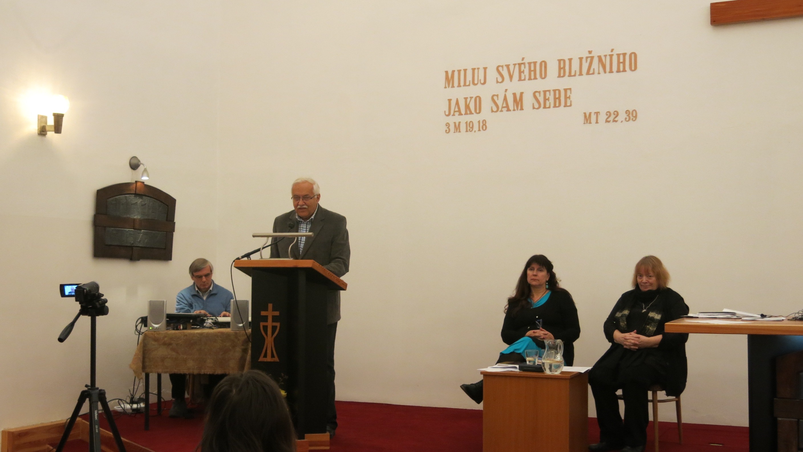 02 V. Strachota B. Ždichynec M. Hlasivcová O. Nytrová