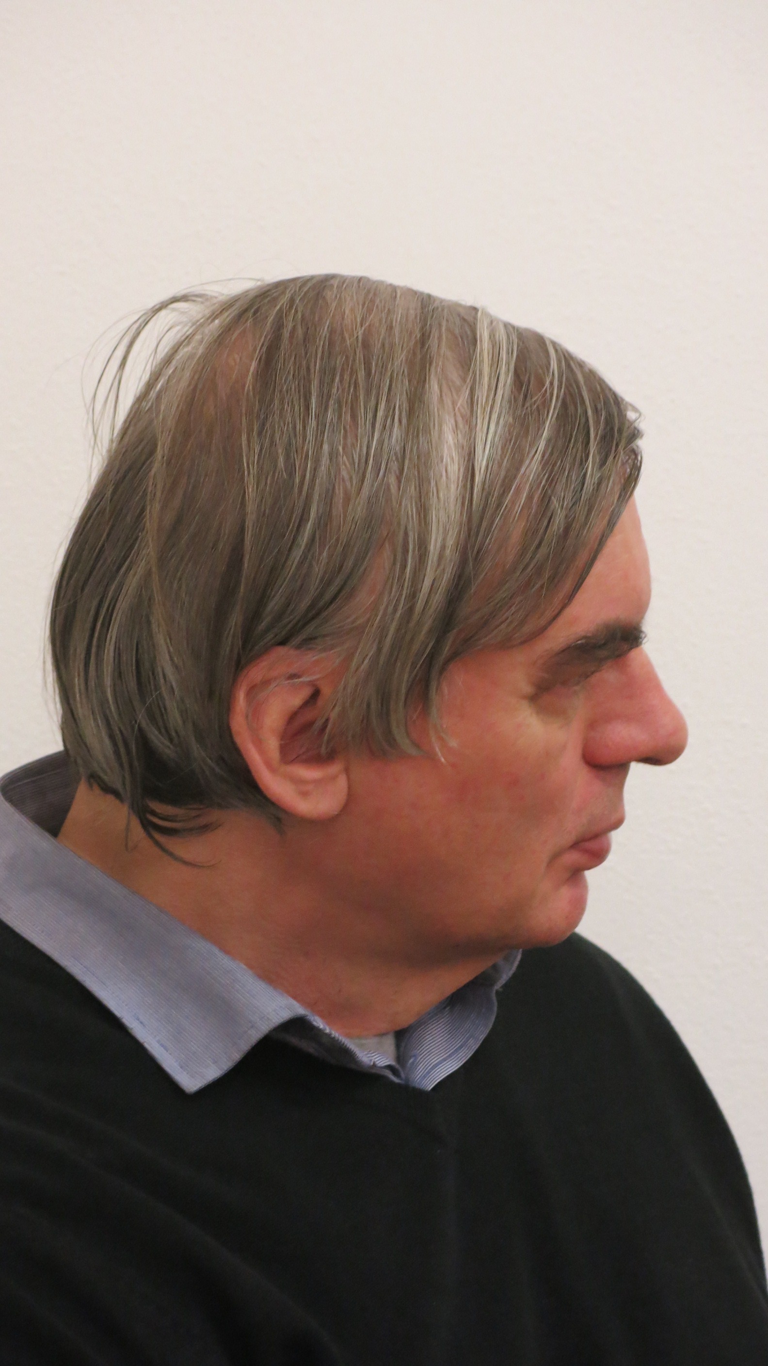 08 V. Strachota promítá foto