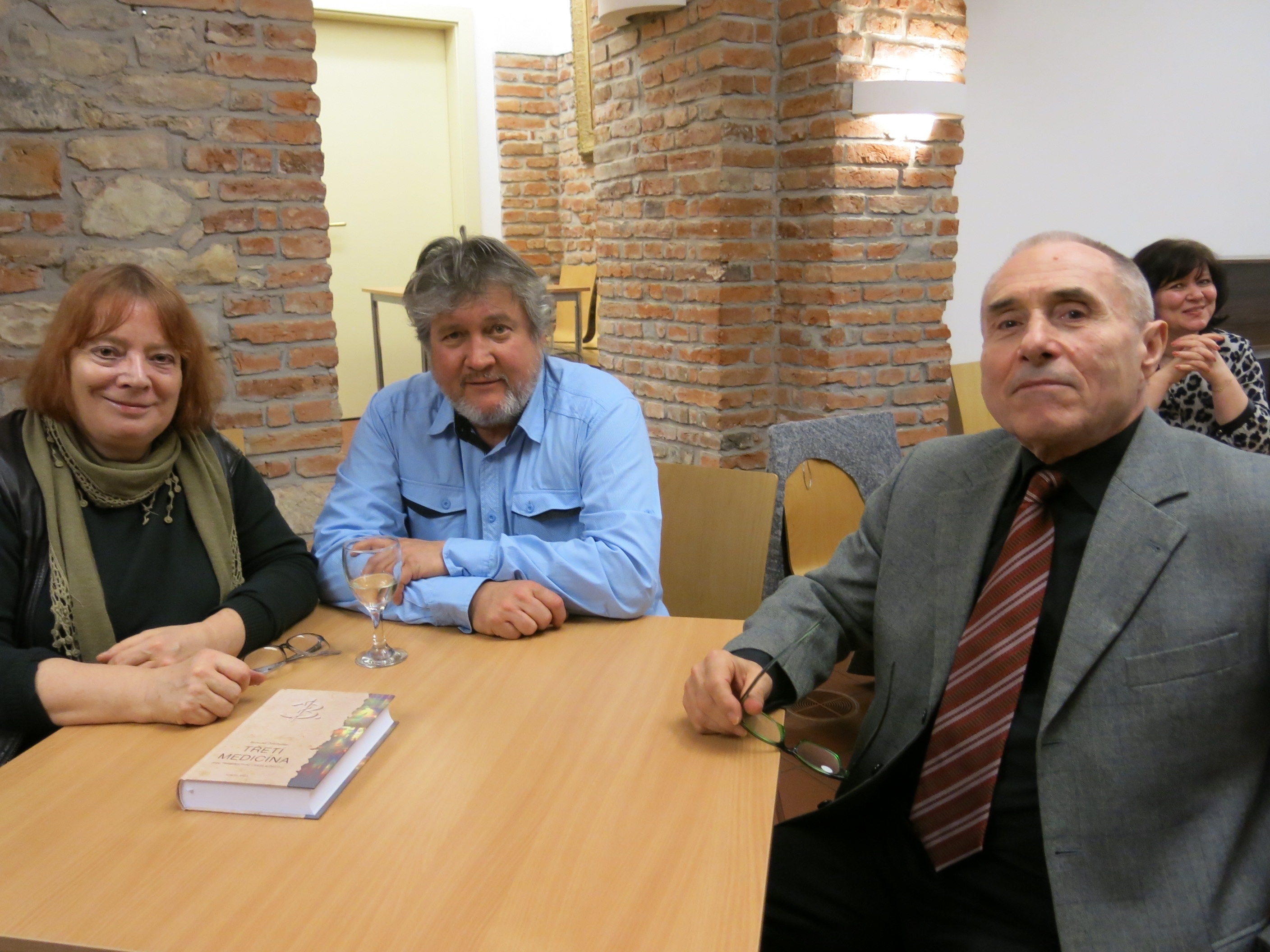 09 Členové Pražského klubu spisovatelů1