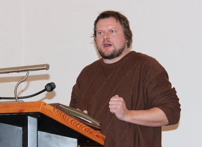 11 dr. Jakub Fišer