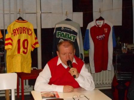 J.Kirchner je výborný vypravěč