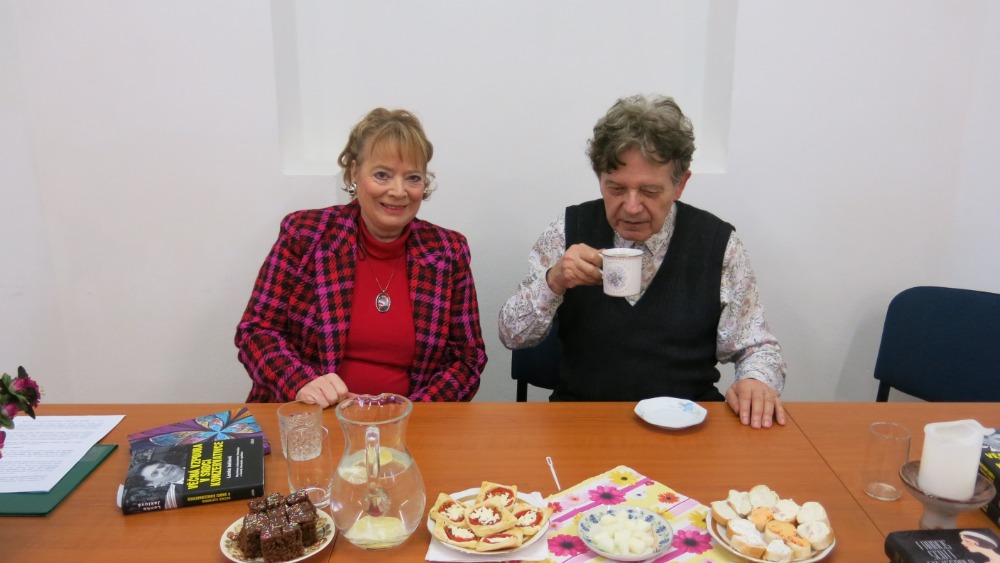 O. Nytrová a A. Tomský v Karlíně