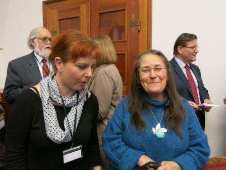 R.Šatánková a F. Vrbenská v Senátu