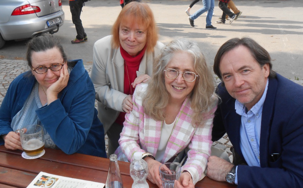 Olga Nytrová, Eva Lustigová a Vilém Udatný na Světě knihy