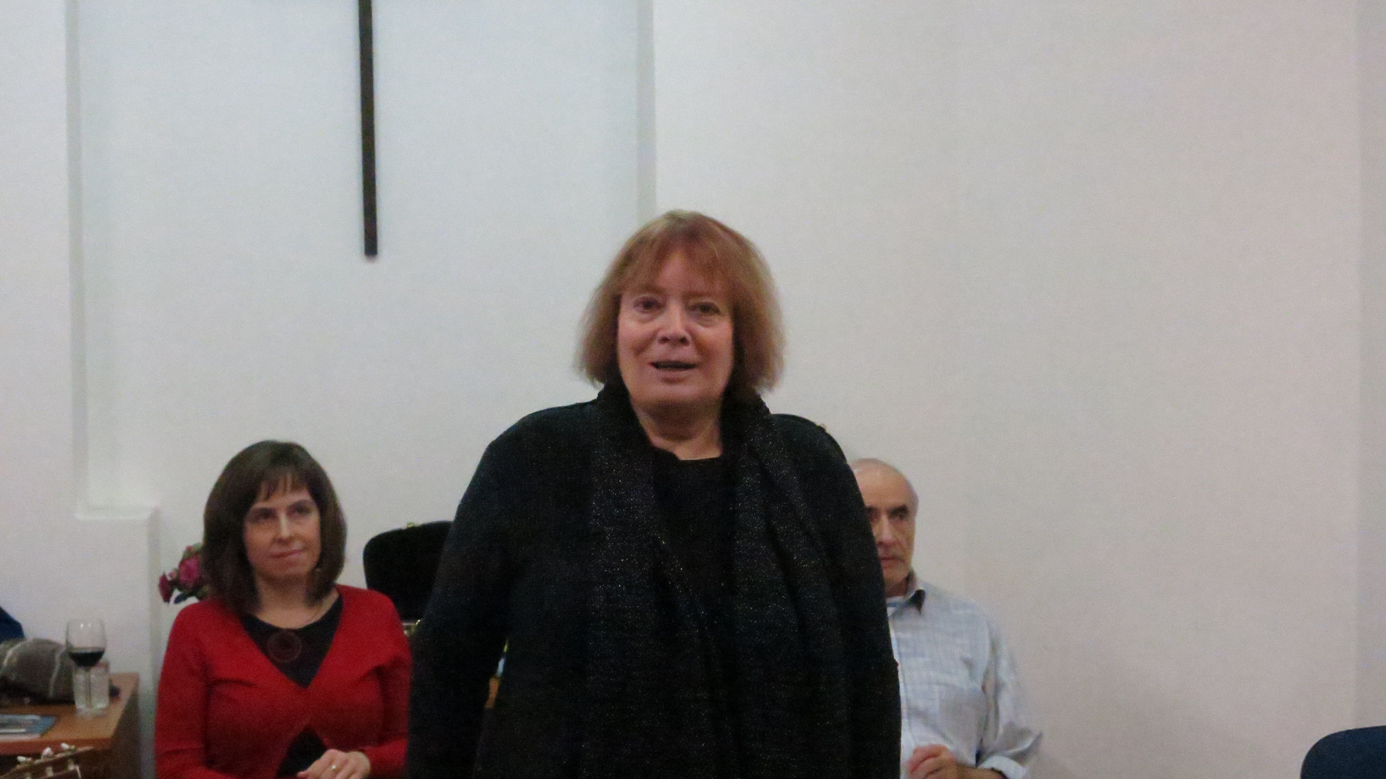 01 O.Nytrová představuje J. Weinbergra