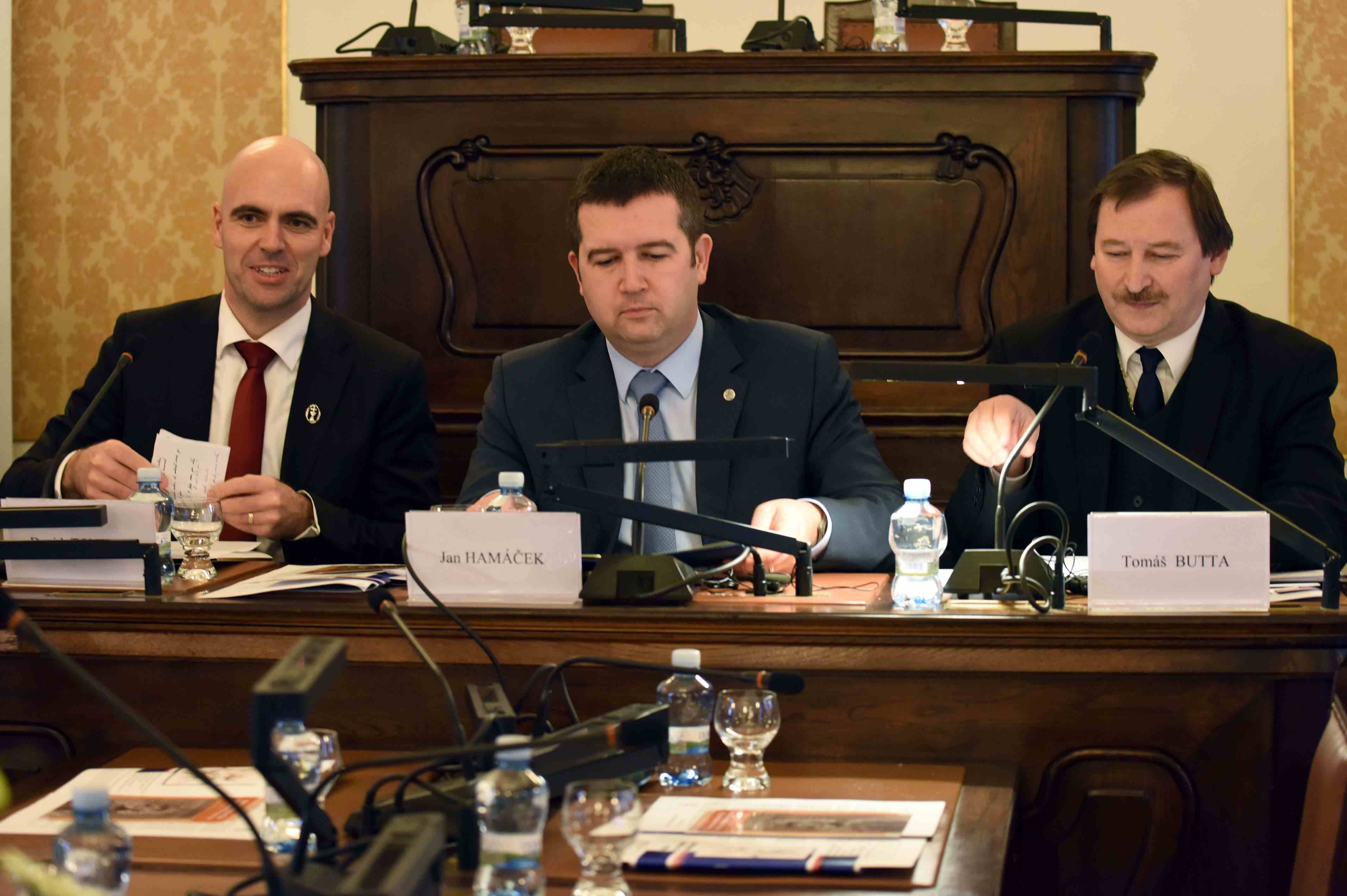 biskup doc. D. Tonzar, J. Hamáček, patriarcha dr. T. Butta