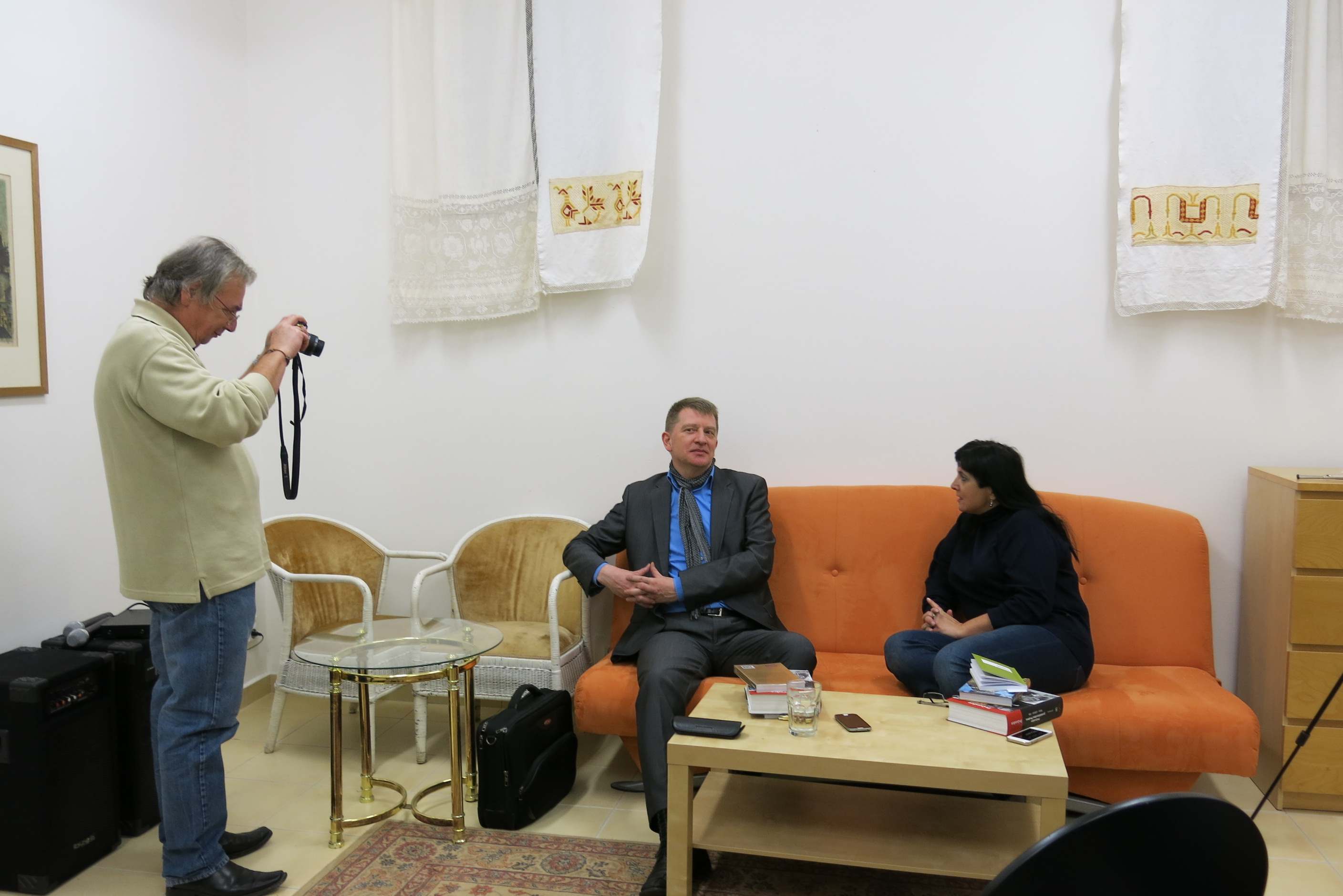 Pavel Skramlík fotografuje učinkující