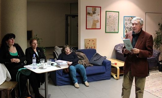 Jaroslav Schnerch čte svou poezii